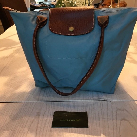 nylon tote with leather handles